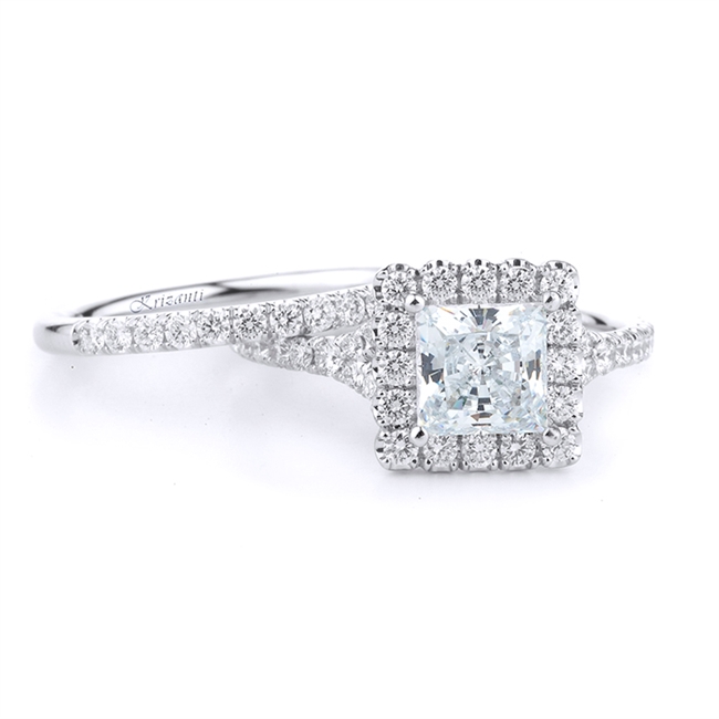 18KTW ENGAGEMENT 0.64CT, BAND 0.26CT