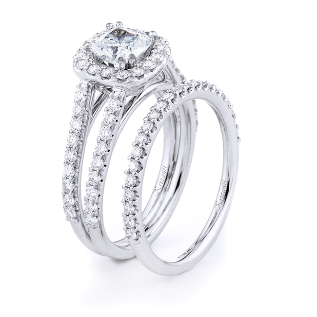 18KTW ENGAGEMENT 0.82CT, BAND 0.27CT